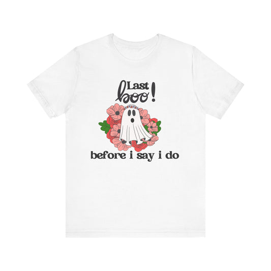 Halloween Shirt, Cute Ghost in Wildflowers T-Shirt, Flower Ghost Tee, Wildflower Ghost Shirt, Halloween Flower Shirts, Fall